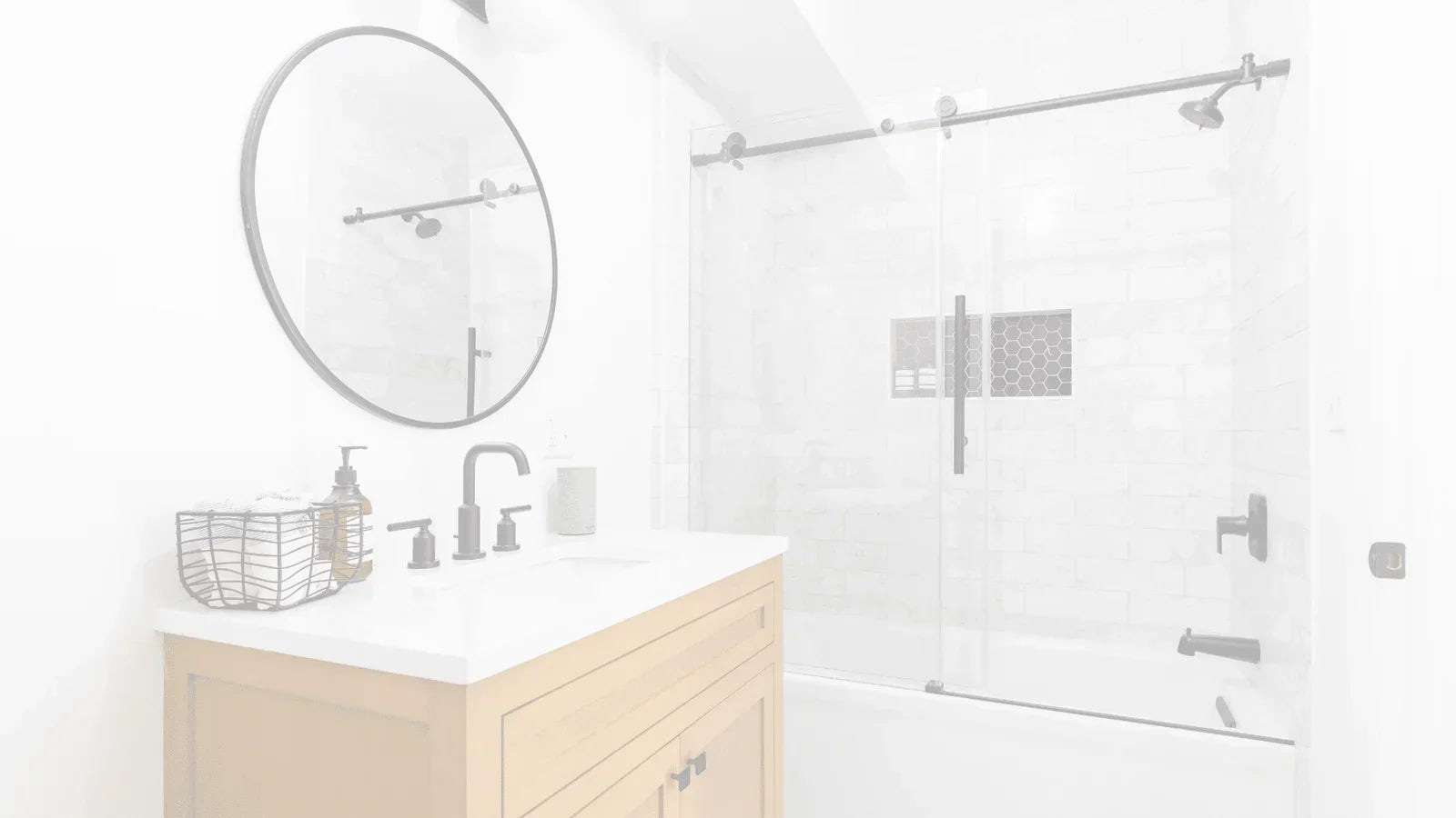 5 Tips to Choose a Glass Shower Enclosure to Transform your Bathroom Space