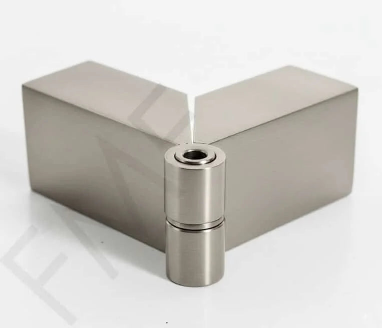 Adjustable Sleeve Over Glass Clamp