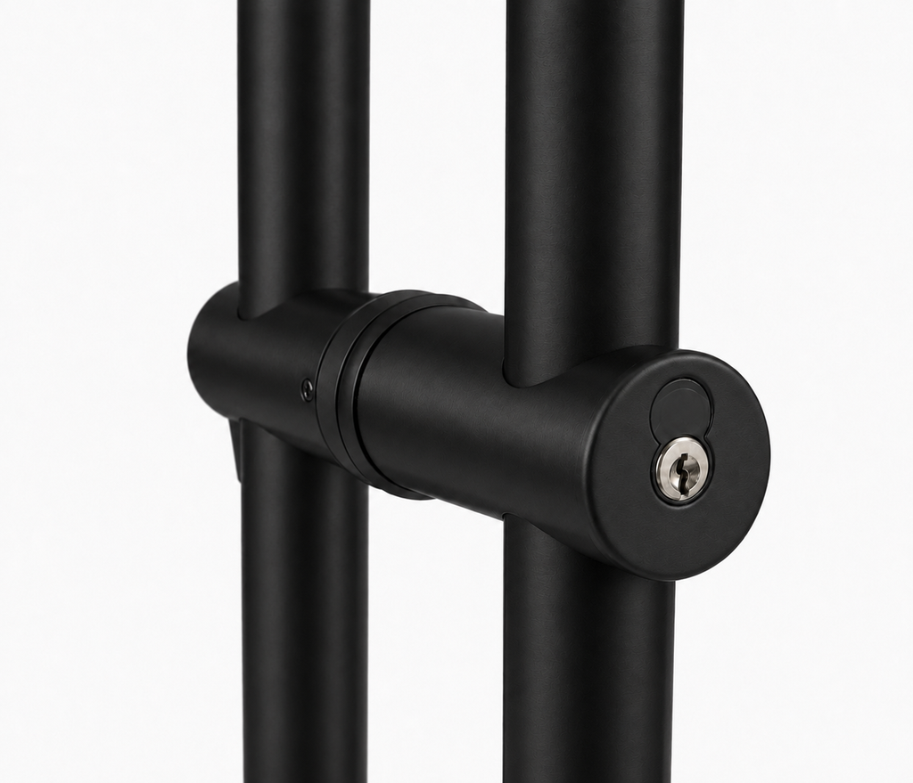 Commercial Locking Handle – 3 Holes