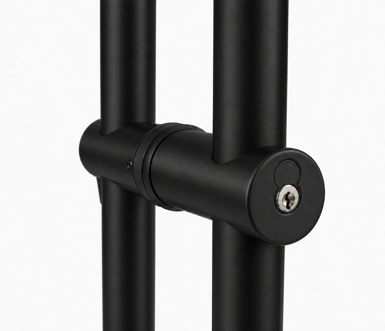 Commercial Locking Handle – 3 Holes