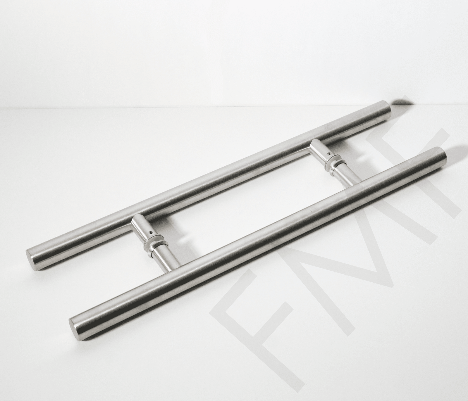 12″ Commercial Ladder Round Handle – Brushed Stainless