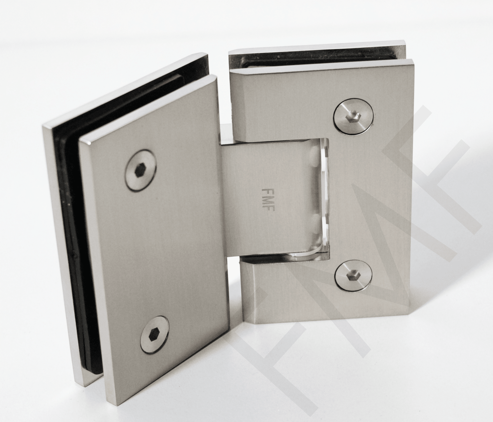 135° Heavy Duty Glass-to-Glass Hinge
