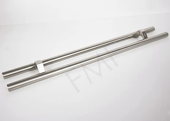 Offset Commercial Round Handle