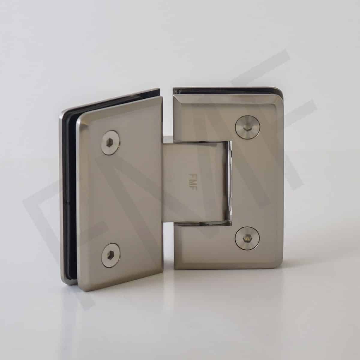 135° Bevelled Glass-to-Glass Hinge